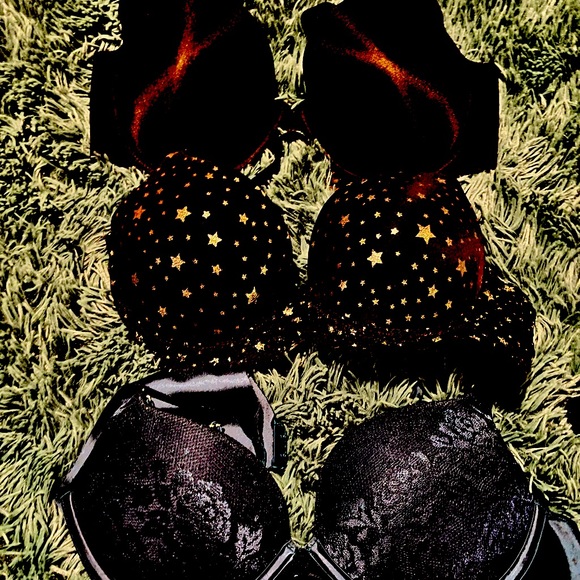 Bra - Picture 1 of 1